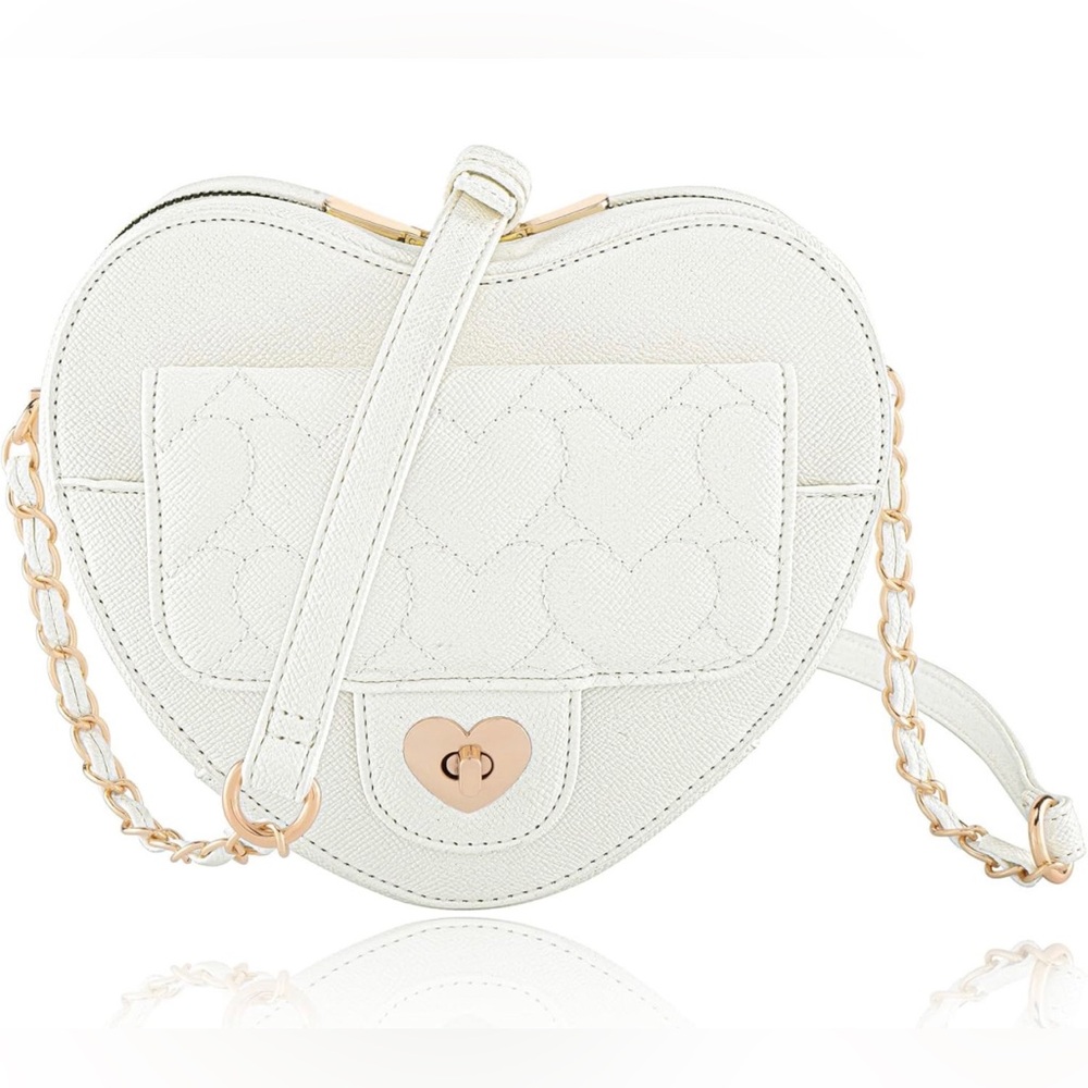 NWT Crossbody Handbag Purse Heart Shape Shoulder Handbag
